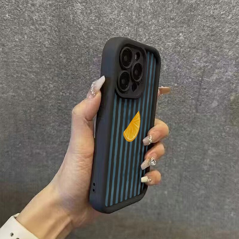 Çizgili Limon Dilimi Desenli T - Apple Iphone 15 incelemesi ve fiyatı